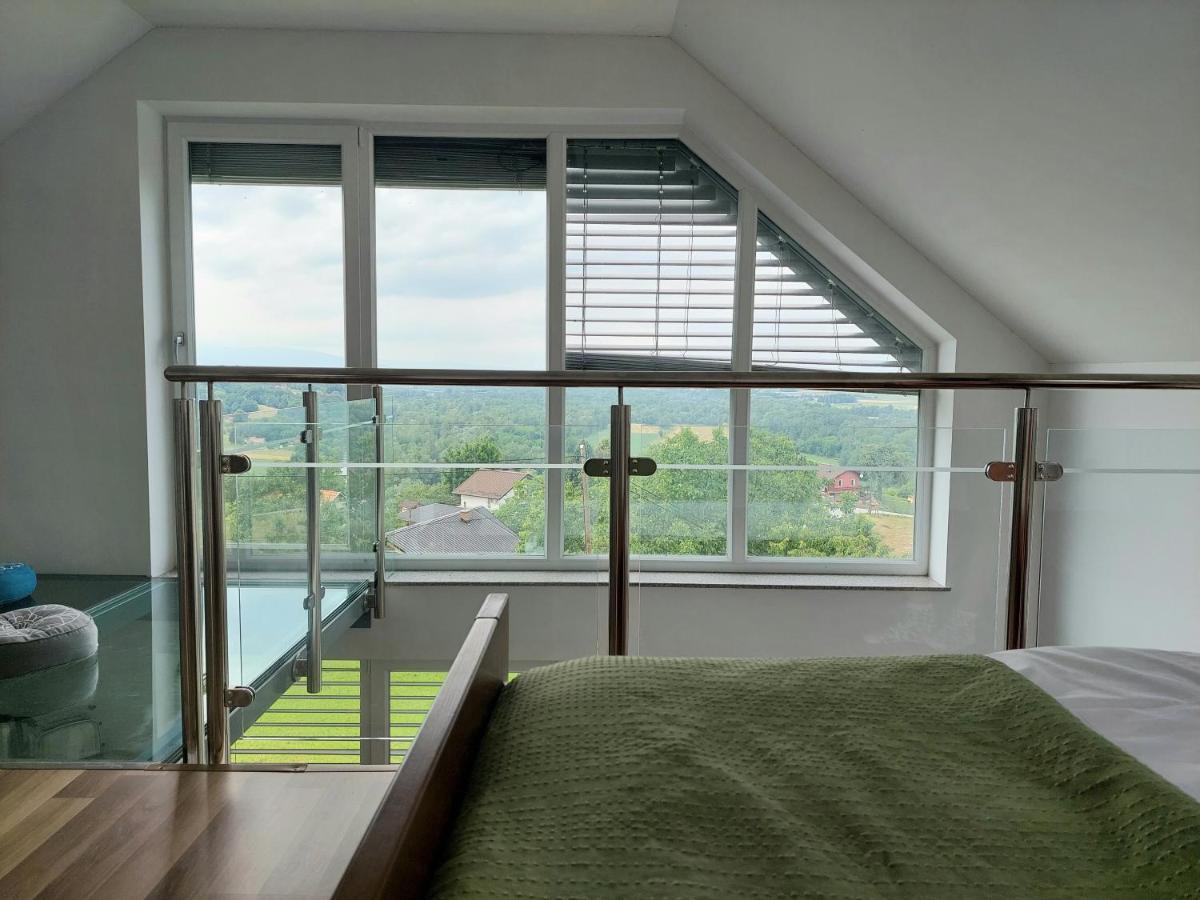 Apartma Vali Appartement Gradisca Buitenkant foto