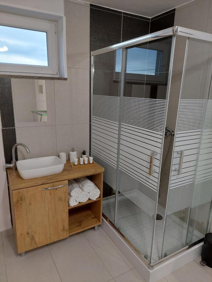 Apartma Vali Appartement Gradisca Buitenkant foto