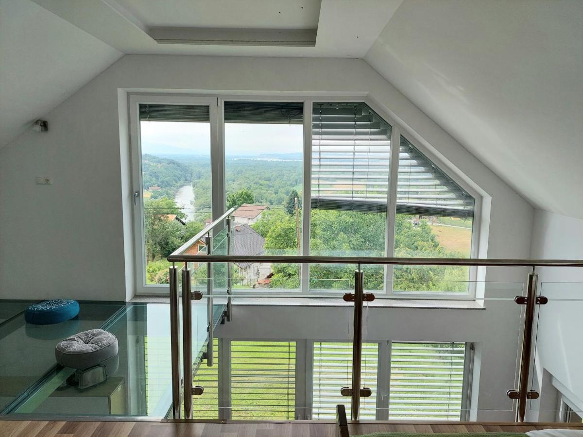 Apartma Vali Appartement Gradisca Buitenkant foto